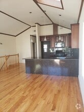 Building Photo - 213 Pearsall Ave