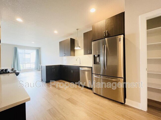 Building Photo - 17153 SW Woodpecker Ln