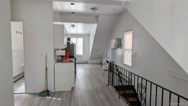 Foto del edificio - 21-46-46 73rd St