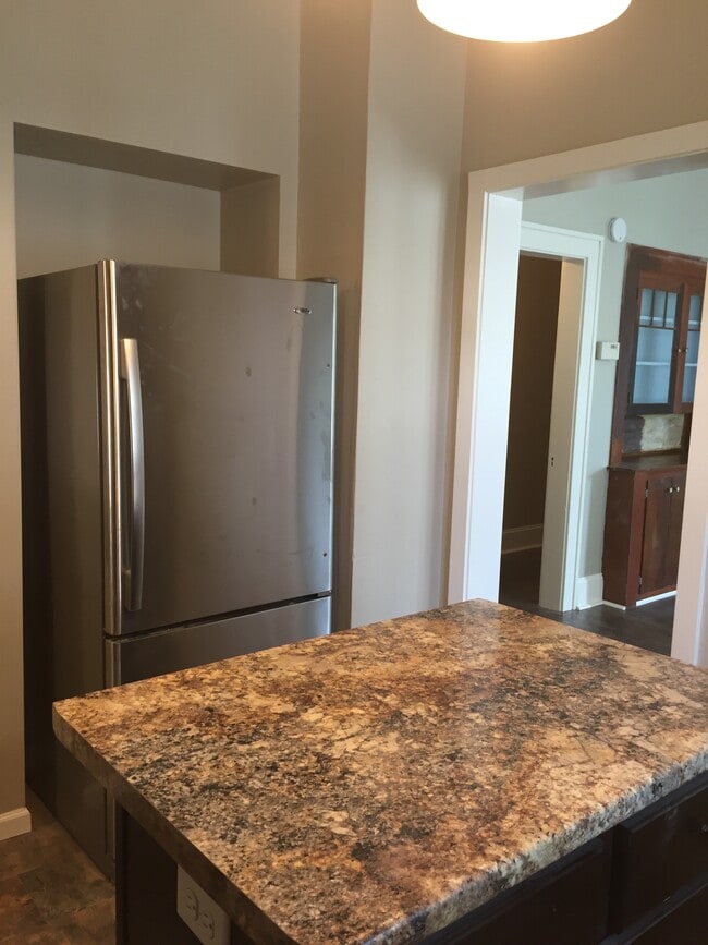 ISLAND IN KITCHEN - 733 17th Ave S