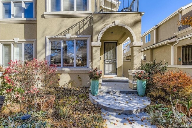 Photo - 346 Jackson St Townhome