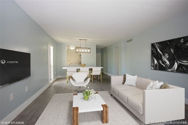 Spacious living and dining room - 6904 N Kendall Dr
