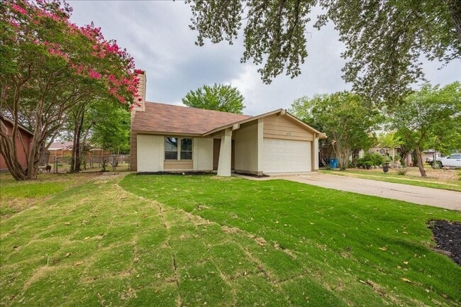 Building Photo - 532 Kent Dr