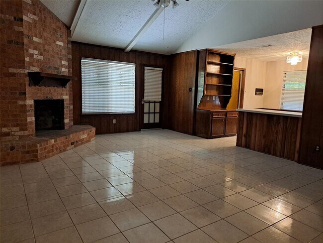 Foto del edificio - 11911 Stanwood Dr