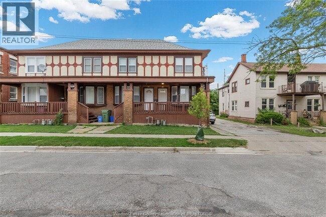 Building Photo - 114 Elm Ave