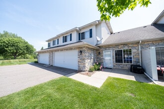 Building Photo - 17083 Eagleview Way