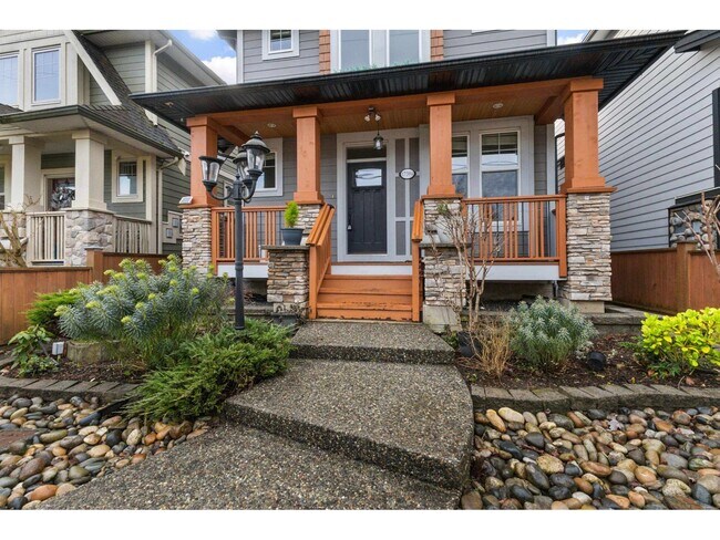 Building Photo - 17394-17392 2 Ave