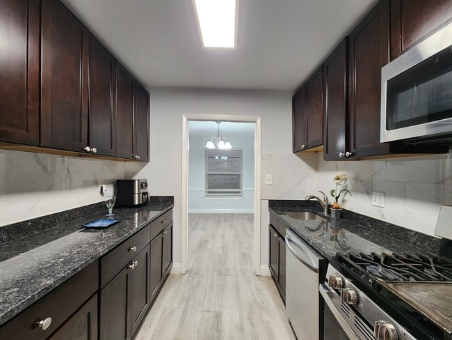 Building Photo - 3851 Saint Barnabas Rd