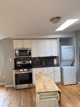 Building Photo - 2414 Snyder Ave