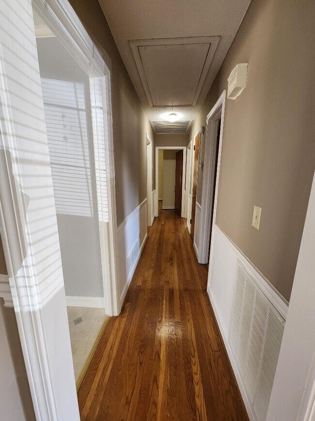 Foto del edificio - 130 Pecan Ln