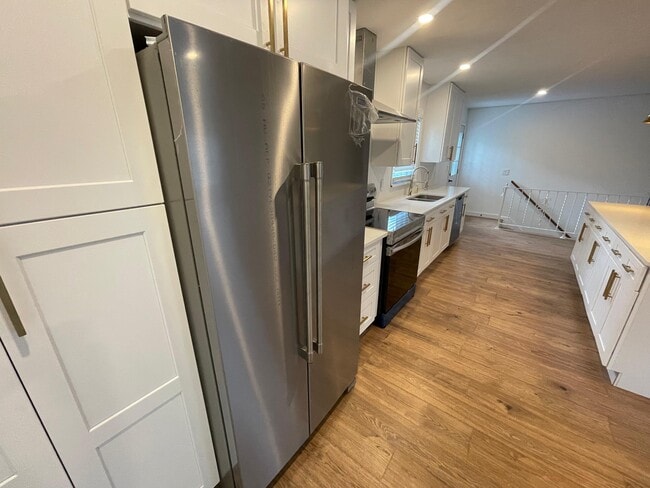 Photo - 7802 Brownwood Drive, Louisville, KY, USA- Apartment