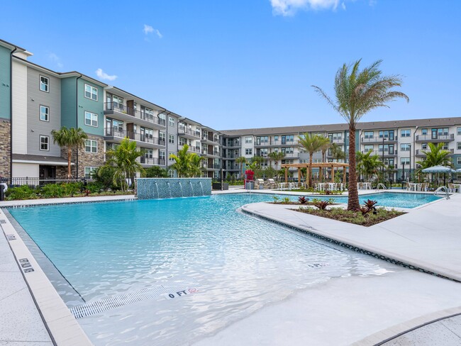 Building Photo - Amberlin Wiregrass Ranch 55+ Active Adult