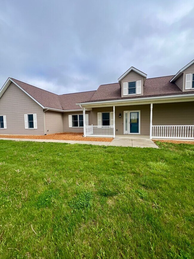 Foto del edificio - NEW LISTING! 3 Bedroom home
