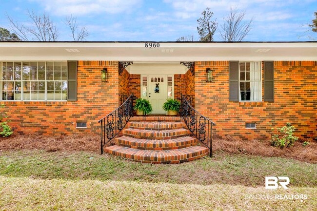 Building Photo - 8960 Morphy Ave