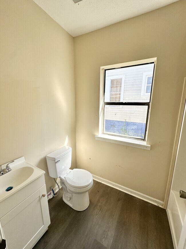 Foto del edificio - 1606 49th St Ensley