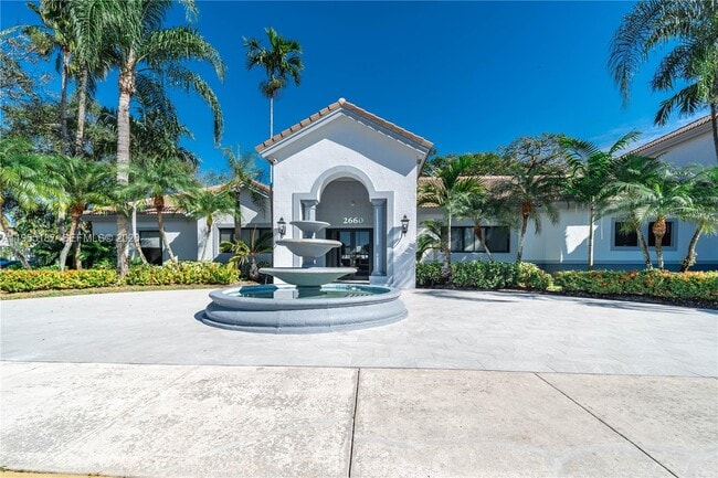 Foto del edificio - 2640 S University Dr