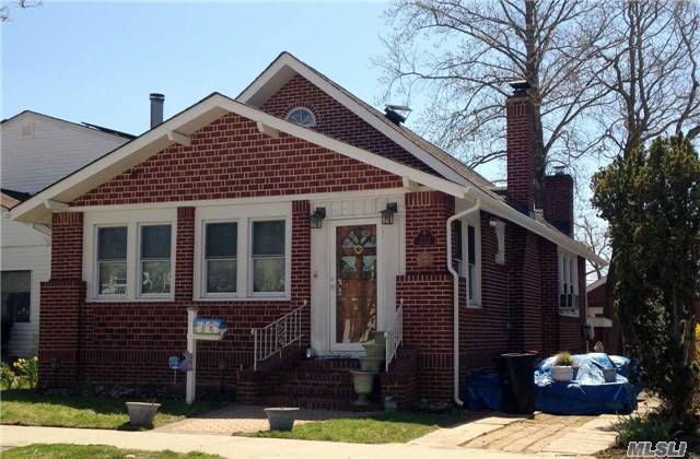 Primary Photo - 350 E Market St