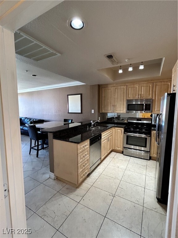 Building Photo - 210 E Flamingo Rd