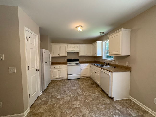 Building Photo - 507 Contessa Ct