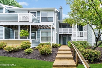 Building Photo - 366 Sequoia Ct