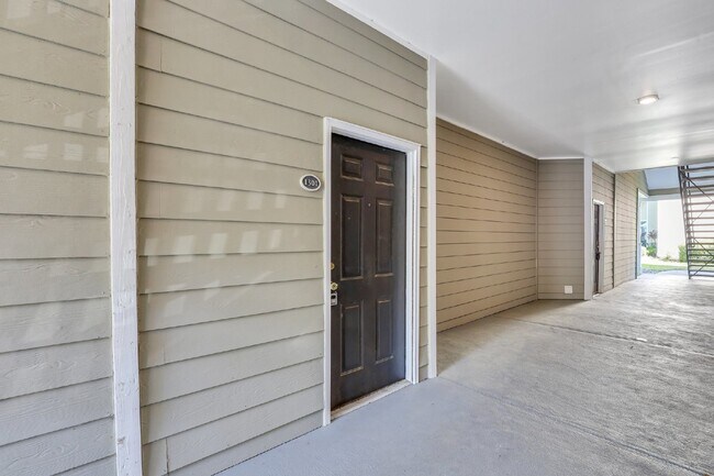 Building Photo - 100 Kensington Blvd