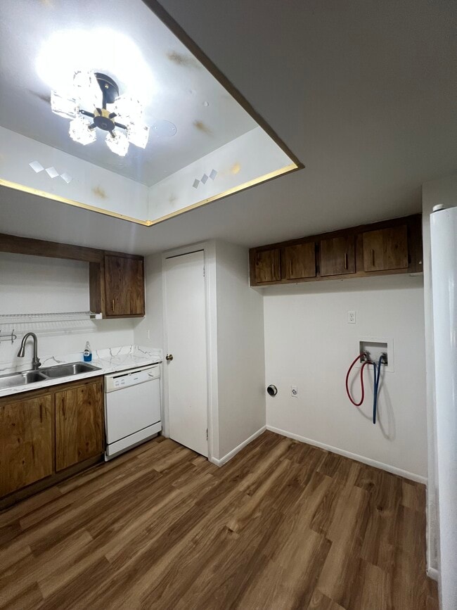 Building Photo - 430 Banana Cay Dr