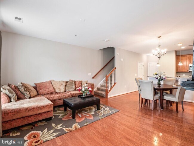 Photo - 43889 Centergate Dr Townhome