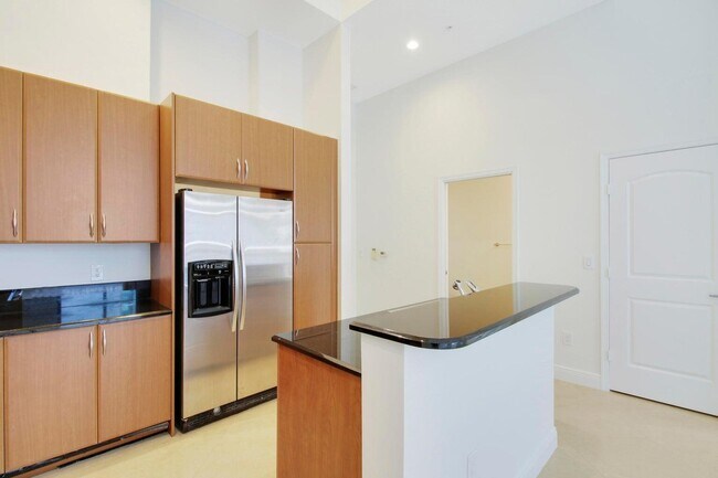 Foto del edificio - 701 S Olive Ave