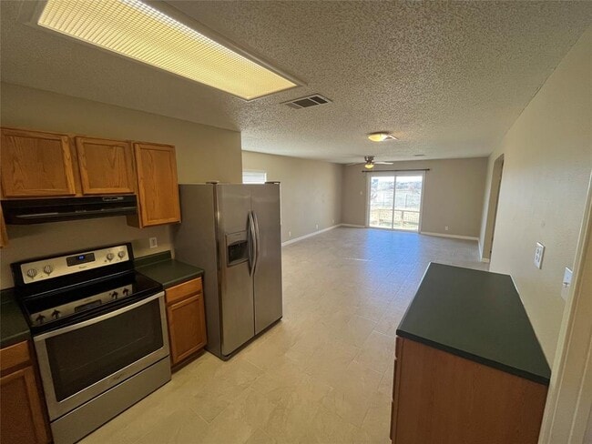 Foto del edificio - 2932 Donnell Dr