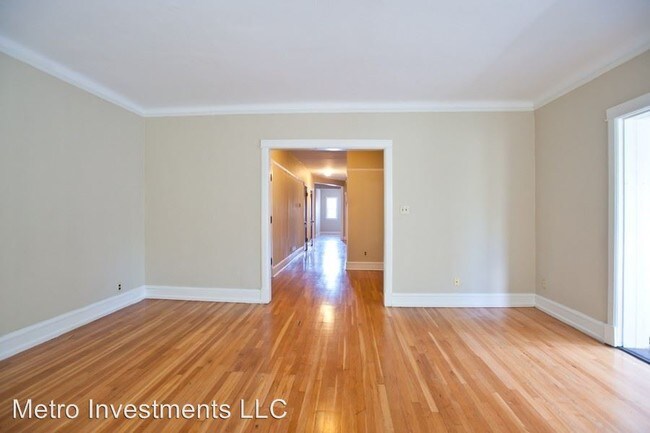 Building Photo - 2532 N Prospect Ave