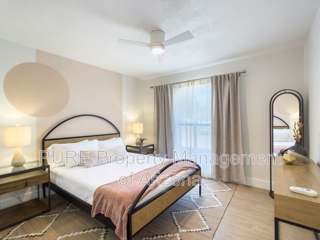 Foto del edificio - 11201 N 45th Way