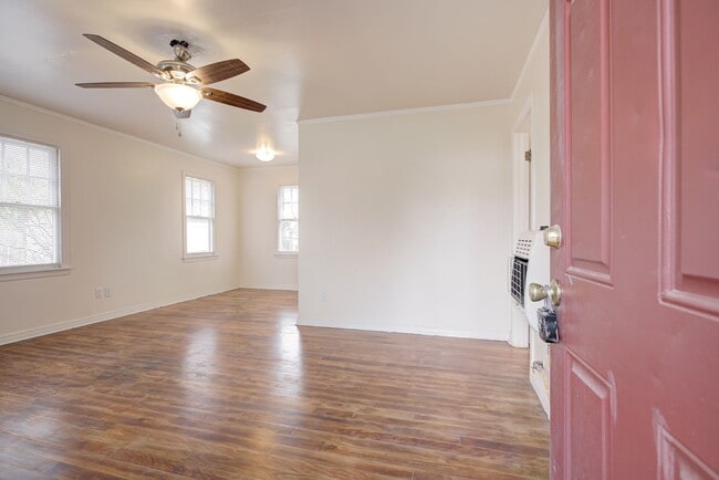 Building Photo - 401 S Berry Rd