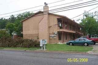 Building Photo - 305 Veterans Ave