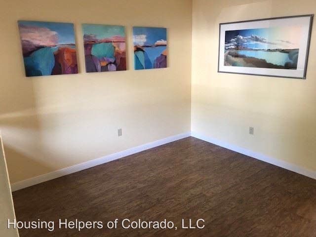 Building Photo - 770 W Moorhead Cir
