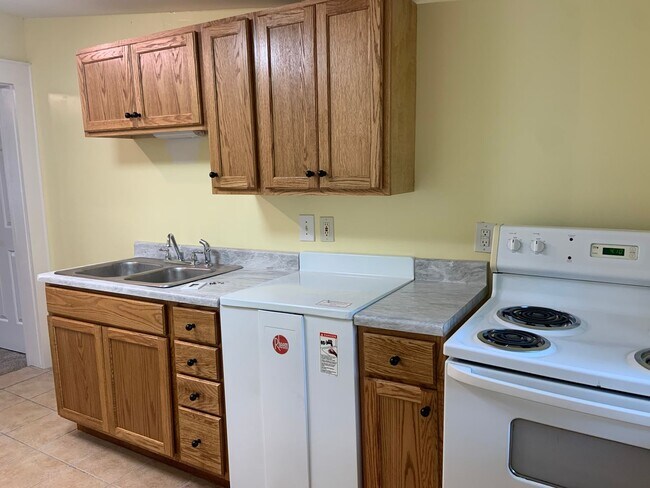 Foto del edificio - 3461 Sunnycrest Ave