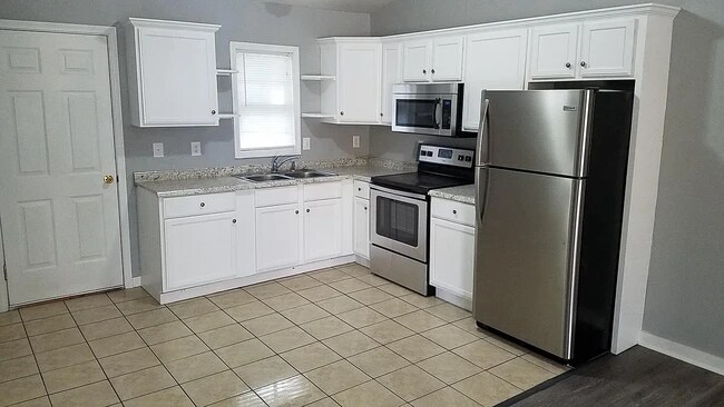 Foto del edificio - 120 Joe Powell Ln