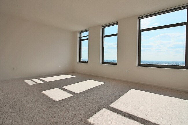 Foto del edificio - 350 N Desplaines St