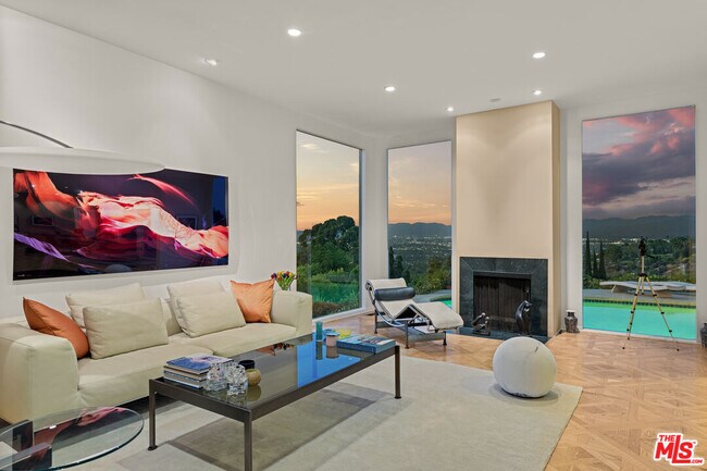 Foto del edificio - 3340 Scadlock Ln