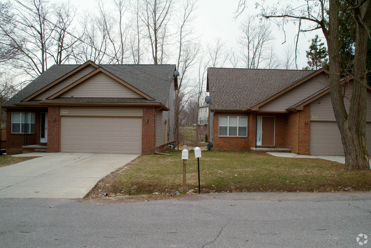 Building Photo - 1476 Oakshade St