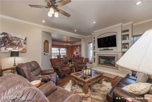 Building Photo - 586 White Mountain Meadows Dr