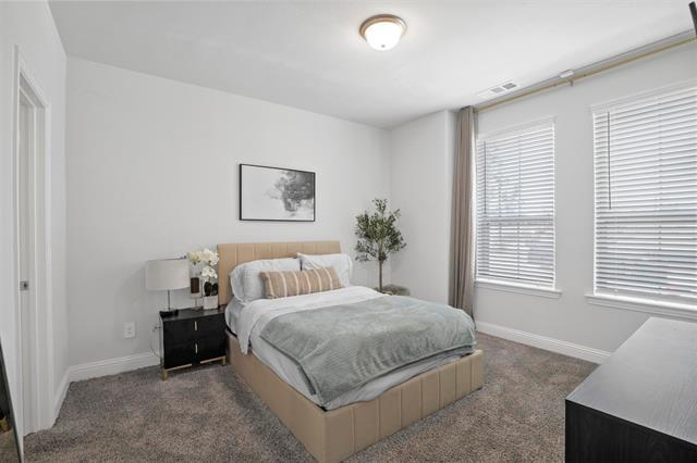 Building Photo - 2264 Palomino St