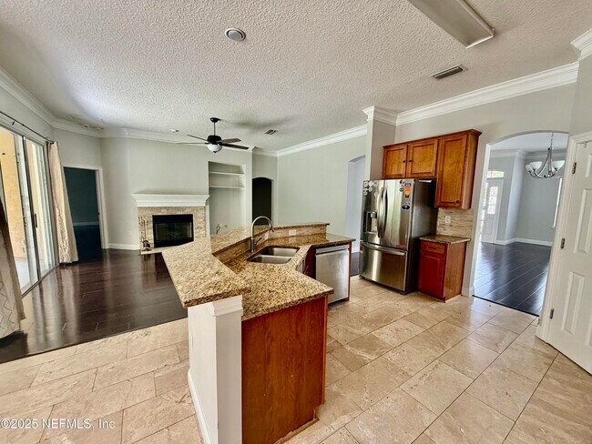 Building Photo - 1084 Candlebark Dr