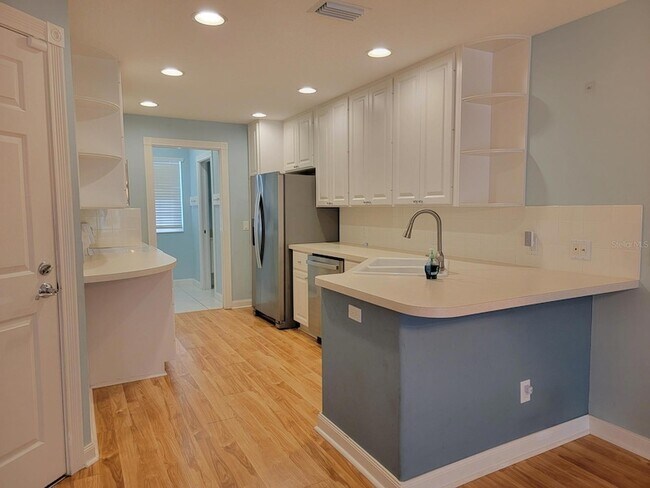 Building Photo - 7884 Farina Ct