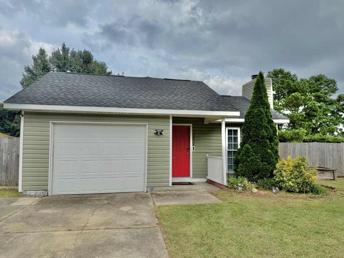 Primary Photo - Rent now, buy later