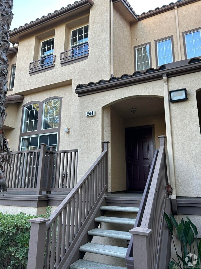 Building Photo - 10284 Wateridge Cir