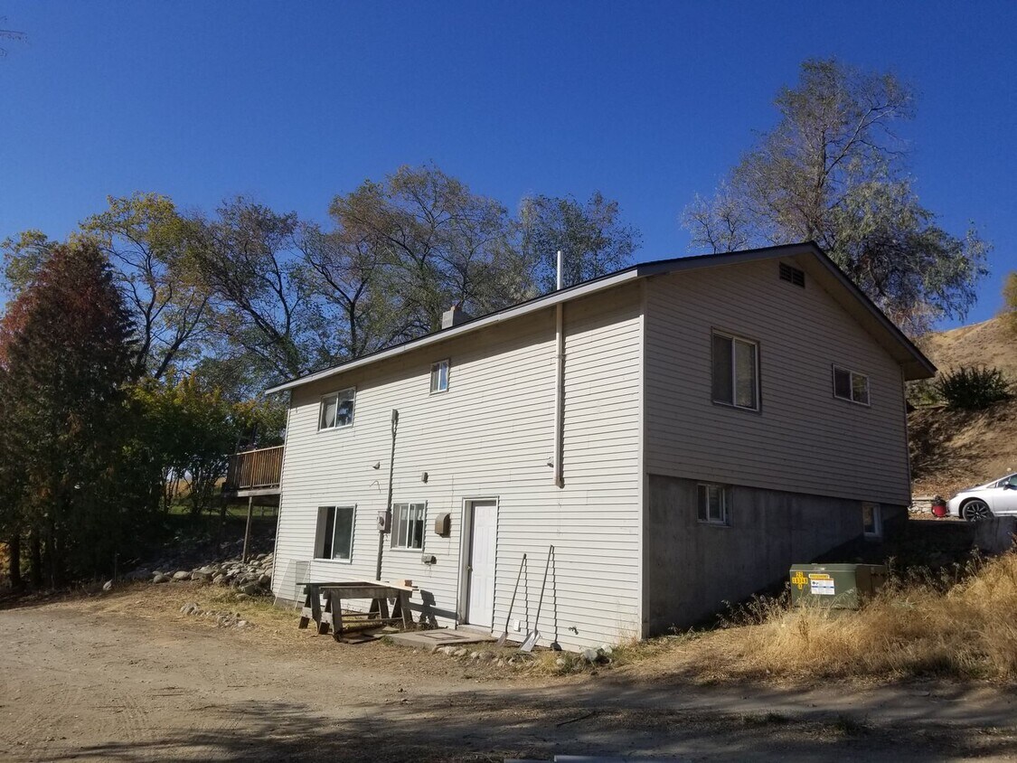 Primary Photo - 536 Hwy 97- Duplex