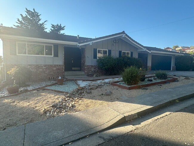 Building Photo - 73 Sweeney Ct