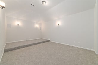 Building Photo - 2338 Shooting Star Ln