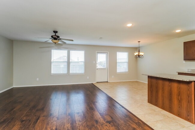 Foto del edificio - 3200 Sadie Trail