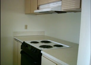 Building Photo - 1724 Grove St